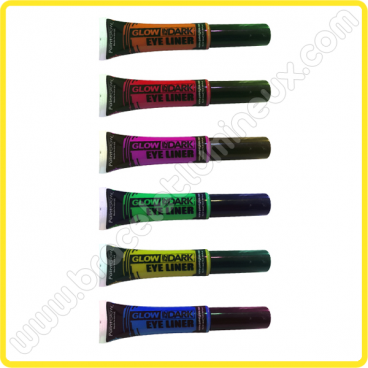 Eyeliner qui Brille dans le Noir Eyeliner qui Brille dans le Noir