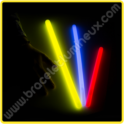 Tube de bâtons luminescents LED (100 pièces) Bâton lumineux LED -  Totalcadeau